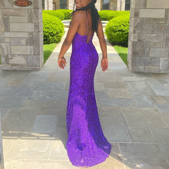 GORGEOUS SHERRI HILL SEQUIN PURPLE DRESS - Picture 6 of 6